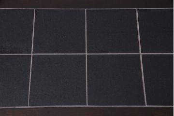 北海道民芸角のサイドボードをリペア&カスタム!天然御影石を使用したタイルトップ天板を取り付け、黄味がかった濃い茶色に着色し仕上げ。(収納棚、カウンター)