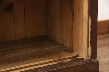 ローボードの見た目を変えずに綺麗にリペア!クリアワックス仕上げ。(テレビ台、テレビボード、収納棚)