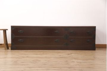 民芸箪笥をリペア&カスタム!3段から2段へ段数を変更しローボードにリメイク。天板を新たに製作。1トーン落ち着いた色味に着色し仕上げ。(トーチェスト、テレビ台、テレビボード、引き出し)