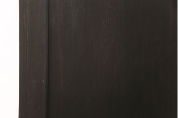 明治大正期の蔵戸をリペア&カスタム!戸車、鍵、裏面に葵引手を取り付け。新たに戸枠を製作。濃い茶色の色味に着色し、外部塗装仕上げ。(引き戸、玄関戸、建具)