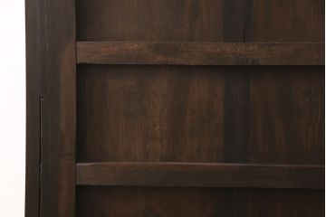 明治大正期の蔵戸をリペア&カスタム!戸車、鍵、裏面に葵引手を取り付け。新たに戸枠を製作。濃い茶色の色味に着色し、外部塗装仕上げ。(引き戸、玄関戸、建具)