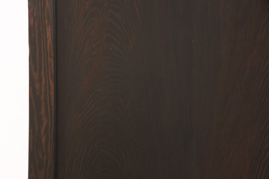 明治大正期の蔵戸をリペア&カスタム!設置場所に合わせてリサイズ。上吊り式ソフトクローズ戸枠を作成し、現状に近しい色味に着色し仕上げ。(引き戸、玄関戸、建具)