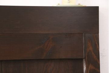 明治大正期の蔵戸をリペア&カスタム!設置場所に合わせてリサイズ。上吊り式ソフトクローズ戸枠を作成し、現状に近しい色味に着色し仕上げ。(引き戸、玄関戸、建具)