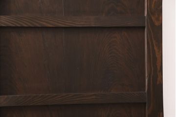 明治大正期の蔵戸をリペア&カスタム!設置場所に合わせてリサイズ。上吊り式ソフトクローズ戸枠を作成し、現状に近しい色味に着色し仕上げ。(引き戸、玄関戸、建具)