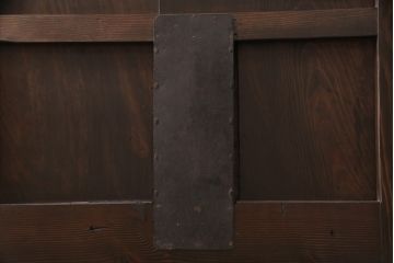 明治大正期の蔵戸をリペア&カスタム!設置場所に合わせてリサイズ。上吊り式ソフトクローズ戸枠を作成し、現状に近しい色味に着色し仕上げ。(引き戸、玄関戸、建具)