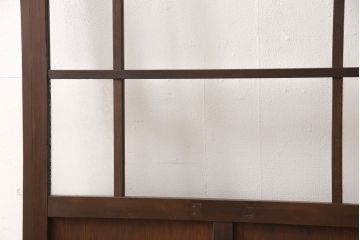 ガラス扉をリペア&カスタム!設置場所に合わせてリサイズ。取っ手とラッチを取り付け。赤味がかった茶色に着色し、水性ワックス仕上げ。(木製ドア、建具)