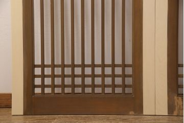 格子戸2枚をリペア&カスタム!設置場所に合わせてリサイズ。ガラスは全て取り外し、戸車を取り付け。(引き戸、建具)