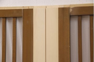 格子戸2枚をリペア&カスタム!設置場所に合わせてリサイズ。ガラスは全て取り外し、戸車を取り付け。(引き戸、建具)