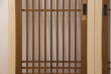 格子戸2枚をリペア&カスタム!設置場所に合わせてリサイズ。ガラスは全て取り外し、戸車を取り付け。(引き戸、建具)
