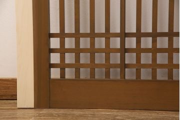 格子戸2枚をリペア&カスタム!設置場所に合わせてリサイズ。ガラスは全て取り外し、戸車を取り付け。(引き戸、建具)