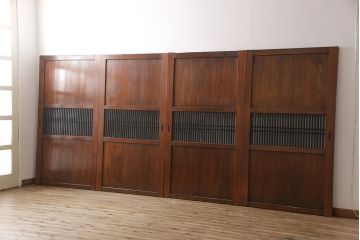 帯戸4枚をリペア&カスタム!設置場所に合わせて幅をリサイズ。Vレール用戸車加工。(引き戸、板戸、建具)