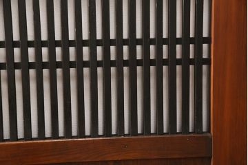 帯戸4枚をリペア&カスタム!設置場所に合わせて幅をリサイズ。Vレール用戸車加工。(引き戸、板戸、建具)