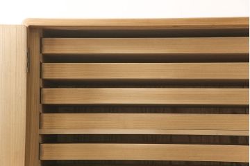 加茂総桐箪笥の見た目を変えずに綺麗にリペア!木地色仕上げ。(桐たんす、和タンス、衣装箪笥、着物箪笥、整理箪笥)