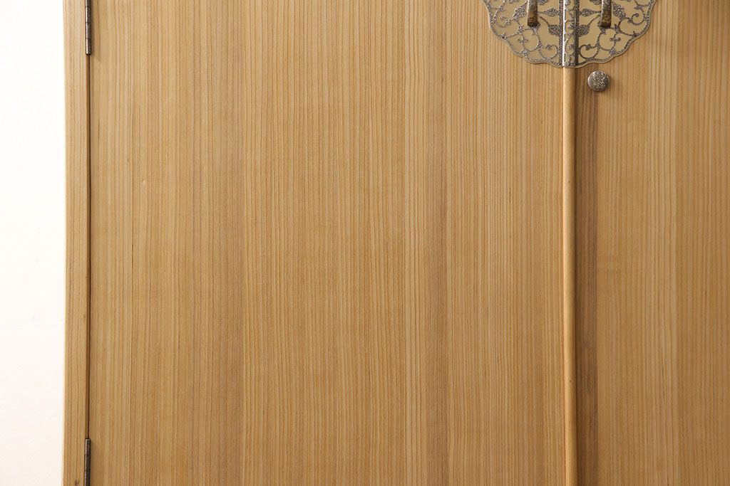 加茂総桐箪笥の見た目を変えずに綺麗にリペア!木地色仕上げ。(桐たんす、和タンス、衣装箪笥、着物箪笥、整理箪笥)