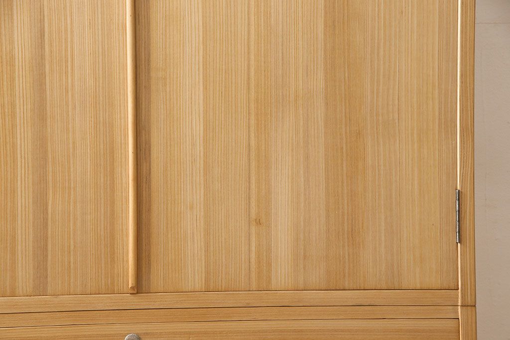 加茂総桐箪笥の見た目を変えずに綺麗にリペア!木地色仕上げ。(桐たんす、和タンス、衣装箪笥、着物箪笥、整理箪笥)