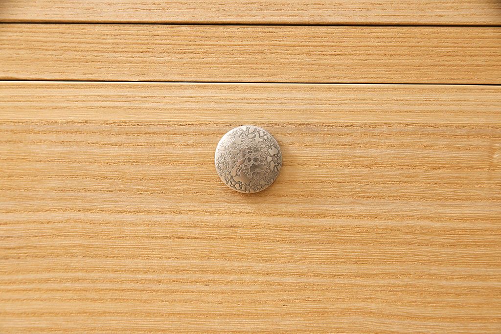 加茂総桐箪笥の見た目を変えずに綺麗にリペア!木地色仕上げ。(桐たんす、和タンス、衣装箪笥、着物箪笥、整理箪笥)