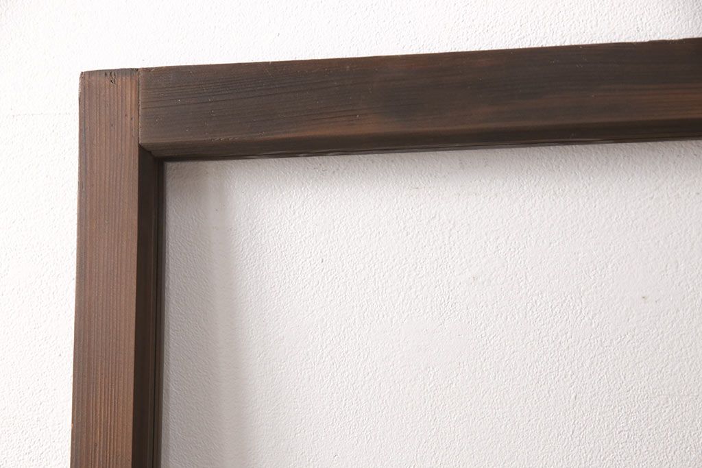 ガラス戸2枚にリペア&カスタム!指定の箇所にクリアガラス・花菱模様・モールガラス・ダイヤガラスに交換。引手を葵戸引手に統一。濃い茶色に着色し仕上げ。(引き戸、建具)