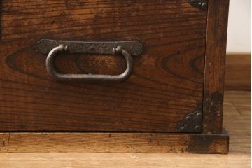 時代箪笥の見た目を変えずに綺麗にリペア!天板を張り替え、テレビ台として使えるよう補強。(和たんす、収納タンス、引き出し、チェスト)