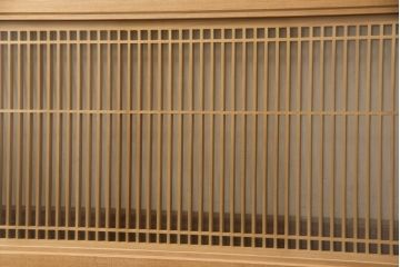 ヴィンテージの欄間2枚をリペア&カスタム!片側ガラスを両面ガラス仕様に加工。クリアワックス仕上げ。(明かり取り、明り取り、らんま、ヴィンテージ)