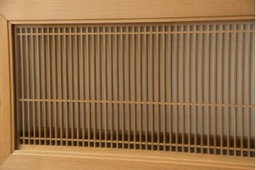 ヴィンテージの欄間2枚をリペア&カスタム!片側ガラスを両面ガラス仕様に加工。クリアワックス仕上げ。(明かり取り、明り取り、らんま、ヴィンテージ)