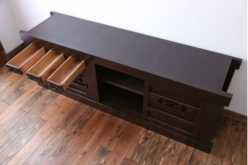 明治期の水屋箪笥をリペア&カスタム!新たに天板を取り付け、ローボードにリメイク。内部に棚板を設置。赤みがかった濃い茶色に着色し仕上げ。(テレビ台、テレビボード、収納棚、キャビネット)