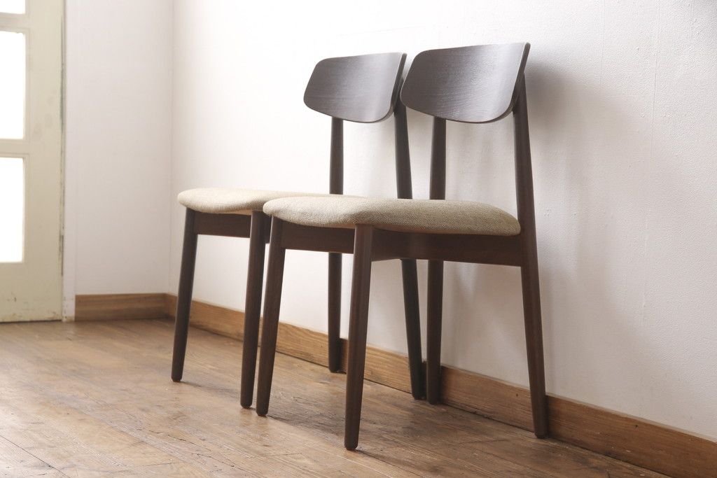 北欧ヴィンテージのダイニングチェア2脚の見た目を変えずに綺麗にリペア!(椅子、イス、ビンテージ)