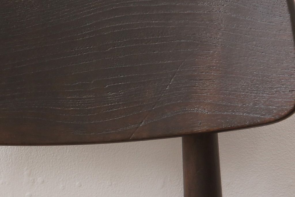 北欧ヴィンテージのダイニングチェア2脚の見た目を変えずに綺麗にリペア!(椅子、イス、ビンテージ)