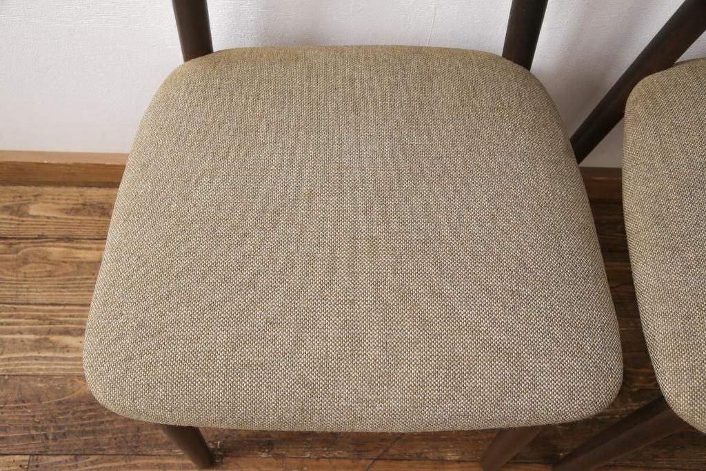 北欧ヴィンテージのダイニングチェア2脚の見た目を変えずに綺麗にリペア!(椅子、イス、ビンテージ)