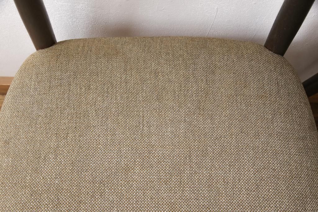 北欧ヴィンテージのダイニングチェア2脚の見た目を変えずに綺麗にリペア!(椅子、イス、ビンテージ)