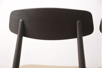 北欧ヴィンテージのダイニングチェア2脚の見た目を変えずに綺麗にリペア!(椅子、イス、ビンテージ)