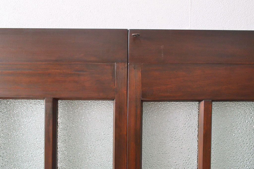 両開き扉をリペア&カスタム!リサイズし、蝶番を取り付け。三方枠を製作。(建具、ガラス扉)