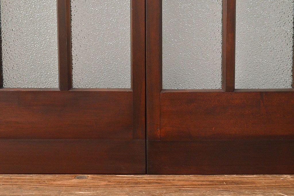 両開き扉をリペア&カスタム!リサイズし、蝶番を取り付け。三方枠を製作。(建具、ガラス扉)