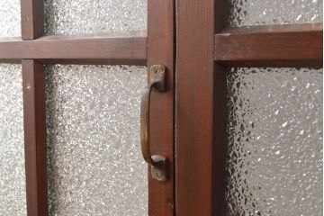 両開き扉をリペア&カスタム!リサイズし、蝶番を取り付け。三方枠を製作。(建具、ガラス扉)