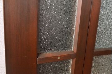 両開き扉をリペア&カスタム!リサイズし、蝶番を取り付け。三方枠を製作。(建具、ガラス扉)