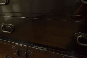 アンティーク庄内箪笥をリペア&カスタム!木製脚を取り付け。(引き出し、チェスト、時代箪笥)