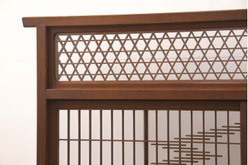 衝立をリペア&カスタム!破損していたガラスを新品のすりガラスに交換し、本体を着色・ワックスで仕上げ。(つい立て、建具、パーテーション)