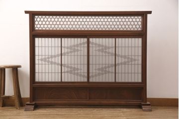 衝立をリペア&カスタム!破損していたガラスを新品のすりガラスに交換し、本体を着色・ワックスで仕上げ。(つい立て、建具、パーテーション)