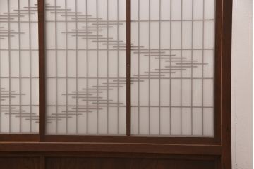 衝立をリペア&カスタム!破損していたガラスを新品のすりガラスに交換し、本体を着色・ワックスで仕上げ。(つい立て、建具、パーテーション)