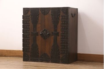 総桐帳場箪笥をリペア&カスタム!高品質リペアを施し、鍵を新規製作。(桐たんす、三国箪笥、時代箪笥)