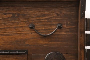 総桐帳場箪笥をリペア&カスタム!高品質リペアを施し、鍵を新規製作。(桐たんす、三国箪笥、時代箪笥)