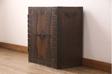 総桐帳場箪笥をリペア&カスタム!高品質リペアを施し、鍵を新規製作。(桐たんす、三国箪笥、時代箪笥)