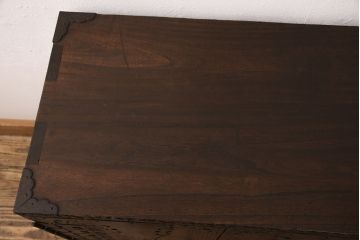 総桐帳場箪笥をリペア&カスタム!高品質リペアを施し、鍵を新規製作。(桐たんす、三国箪笥、時代箪笥)