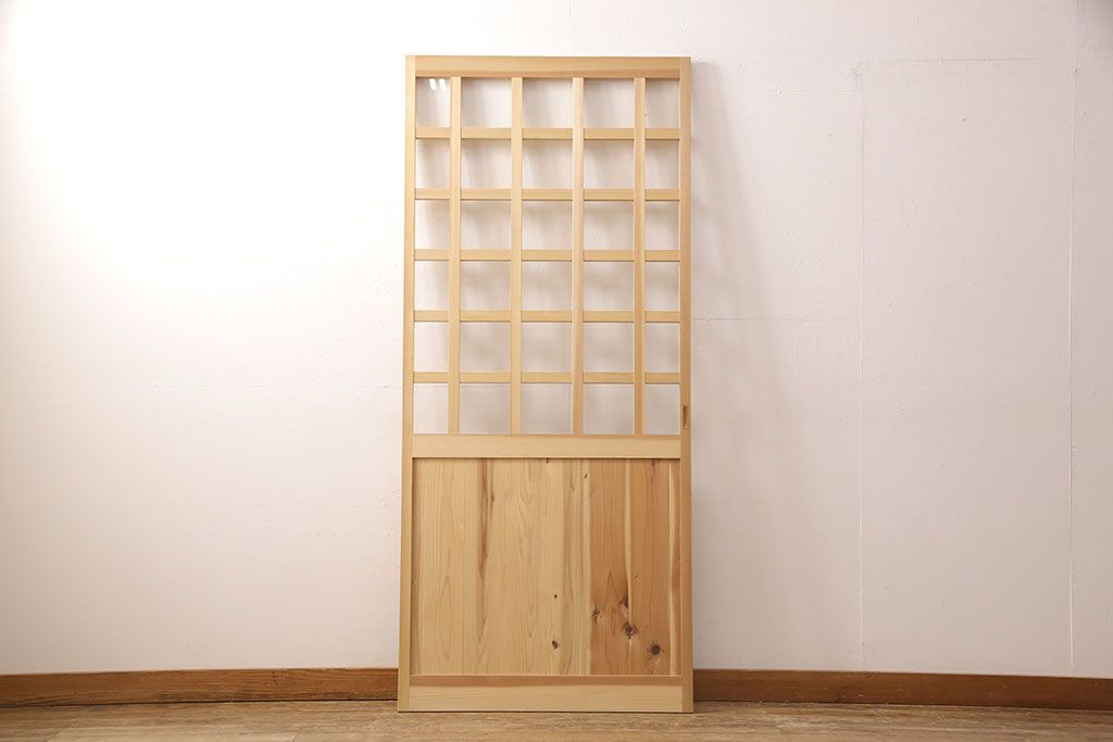 ガラス戸をリペア&カスタム!高さと幅をリサイズし、本体は無塗装のまま仕上げ。(引き戸、格子戸)