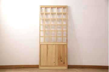 ガラス戸をリペア&カスタム!高さと幅をリサイズし、本体は無塗装のまま仕上げ。(引き戸、格子戸)