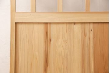 ガラス戸をリペア&カスタム!高さと幅をリサイズし、本体は無塗装のまま仕上げ。(引き戸、格子戸)