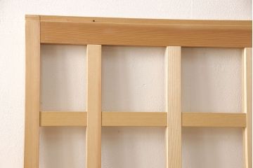 ガラス戸をリペア&カスタム!高さと幅をリサイズし、本体は無塗装のまま仕上げ。(引き戸、格子戸)