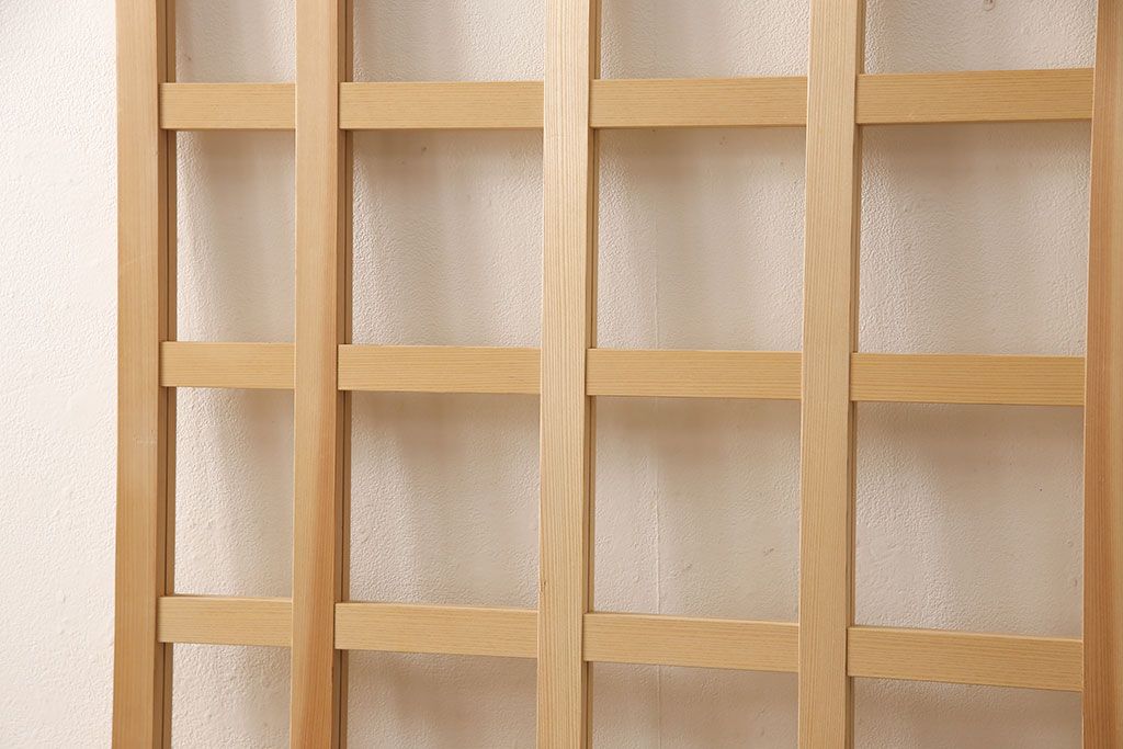 ガラス戸をリペア&カスタム!高さと幅をリサイズし、本体は無塗装のまま仕上げ。(引き戸、格子戸)