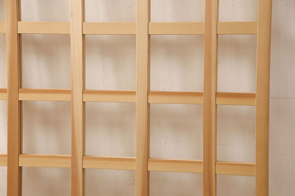 ガラス戸をリペア&カスタム!高さと幅をリサイズし、本体は無塗装のまま仕上げ。(引き戸、格子戸)