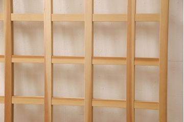 ガラス戸をリペア&カスタム!高さと幅をリサイズし、本体は無塗装のまま仕上げ。(引き戸、格子戸)