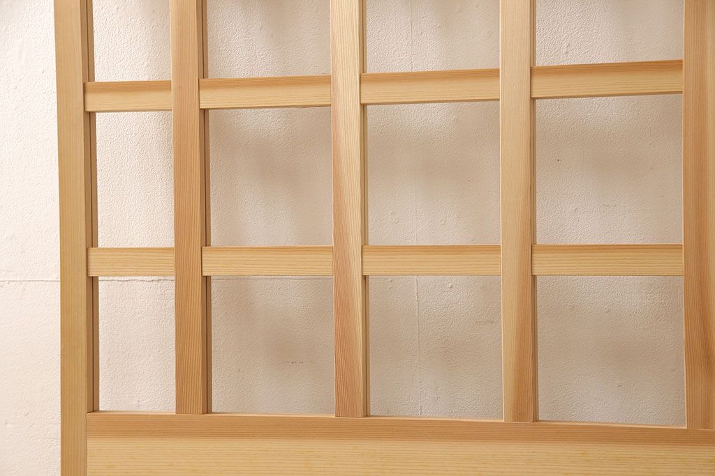 ガラス戸をリペア&カスタム!高さと幅をリサイズし、本体は無塗装のまま仕上げ。(引き戸、格子戸)